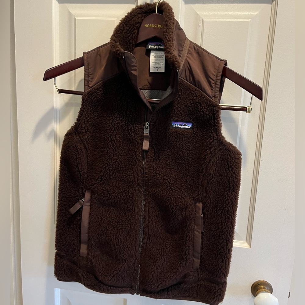 Patagonia brown fleece vest size S